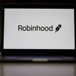 Robinhood is said to draw on bank credit lines amid tumult