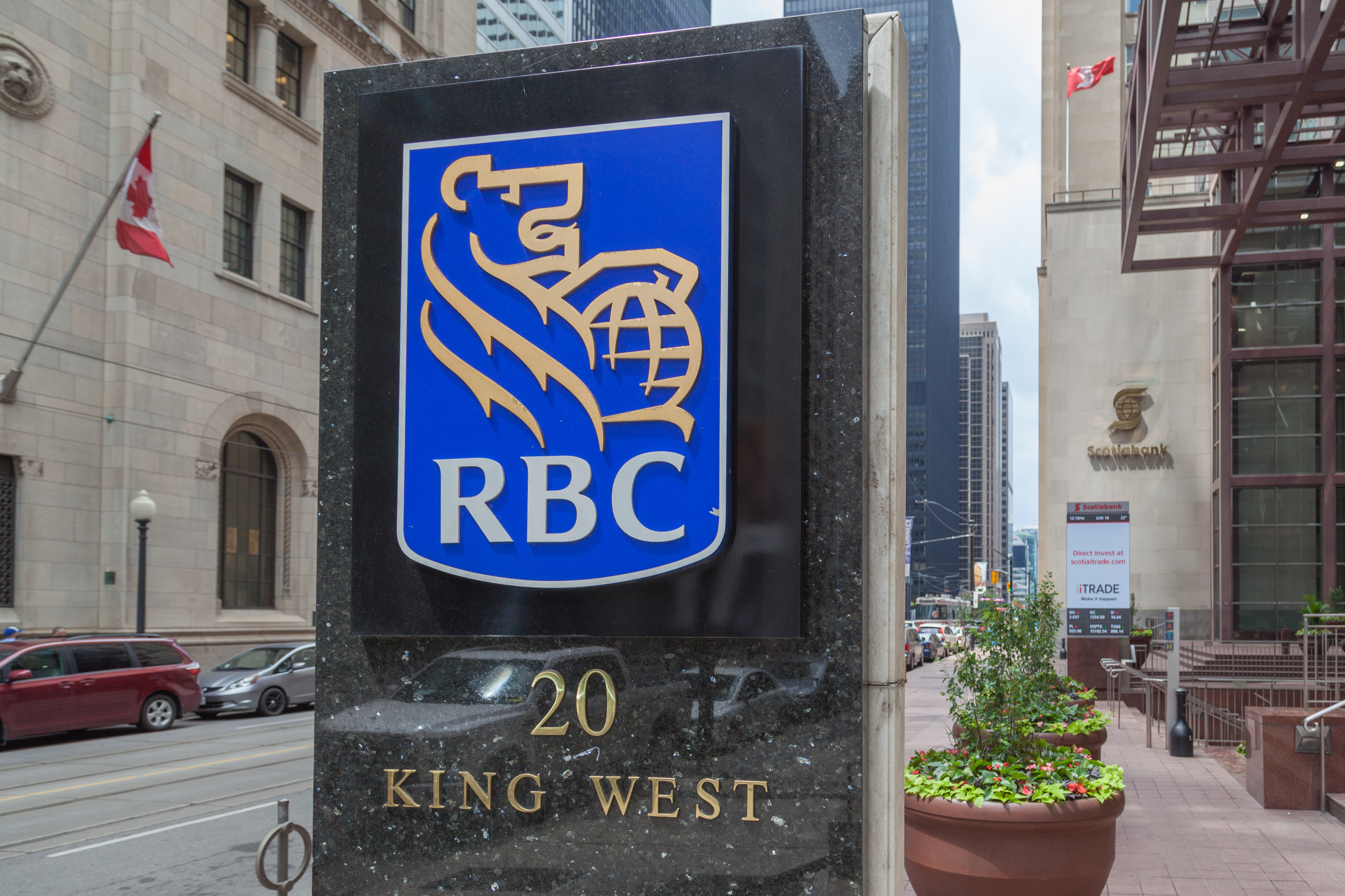 RBC saw profits grow in Q3 but warns of job cuts